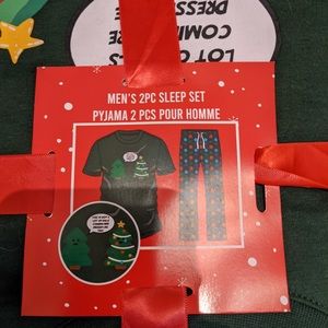 Walmart Christmas pyjamas set size large